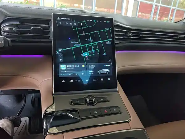 NIO ES6 2020