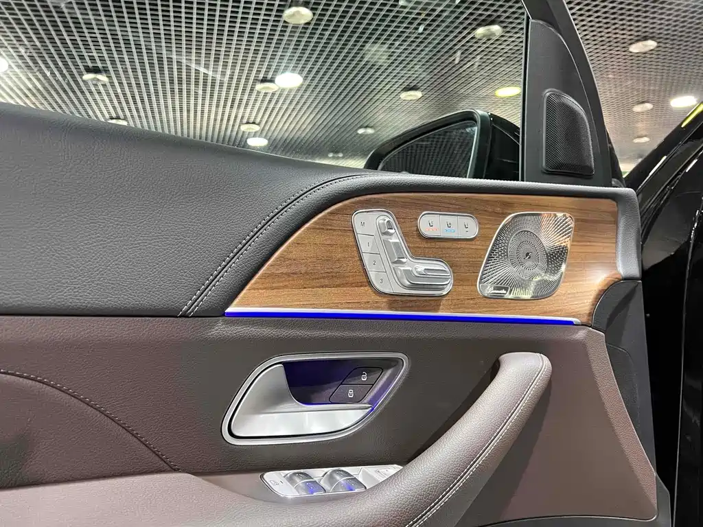 Mercedes-Benz GLS 2023 — фото 11