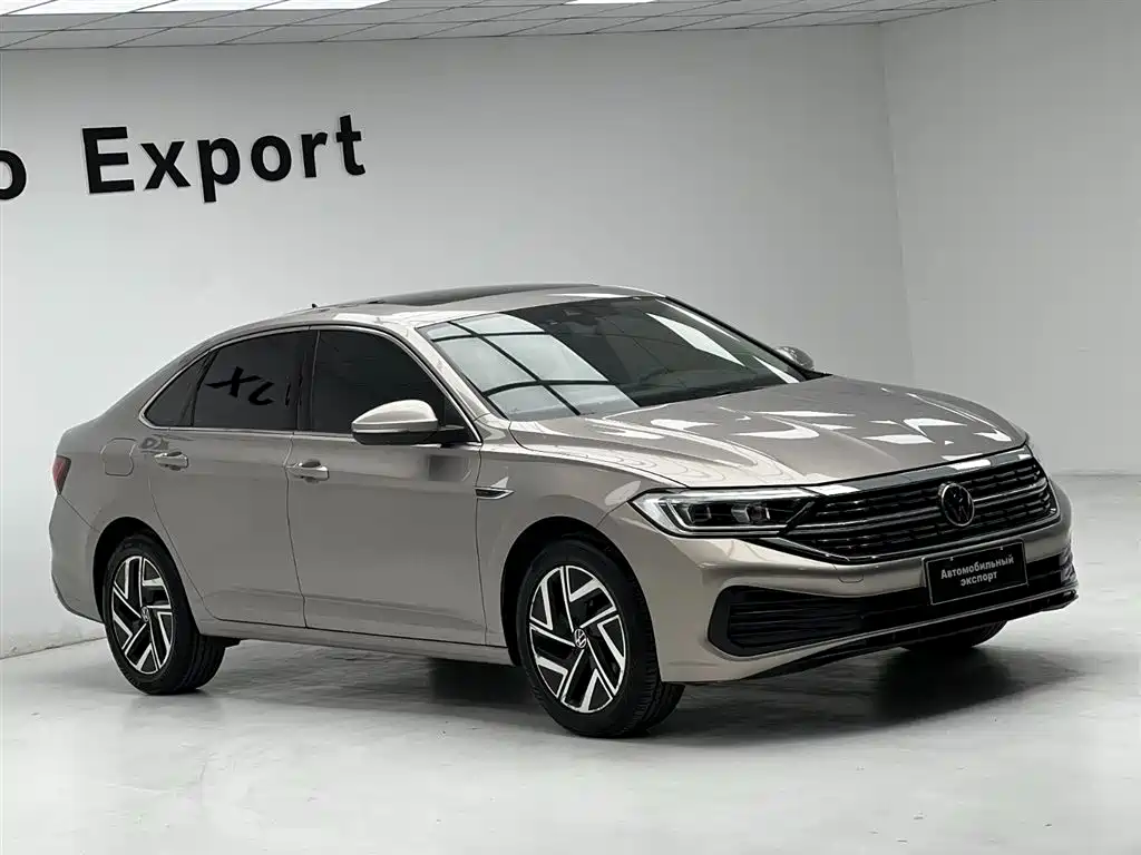 Volkswagen Sagitar 2022