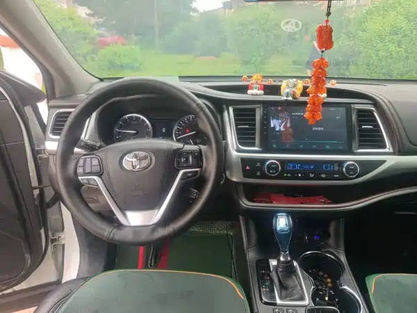 Toyota Highlander 2018
