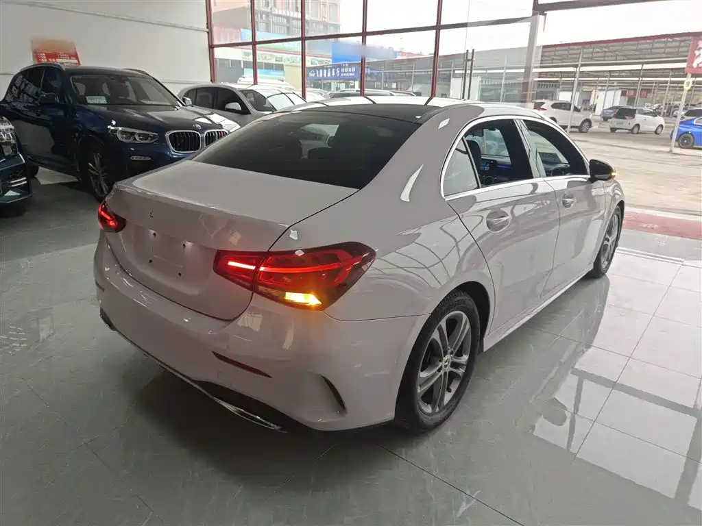 Mercedes-Benz A-Class 2021 — фото 22