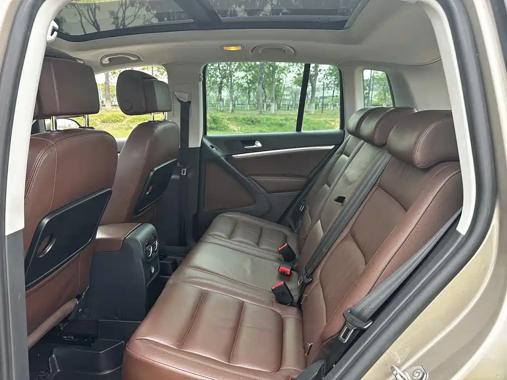 Volkswagen Tiguan 2015 — фото 14