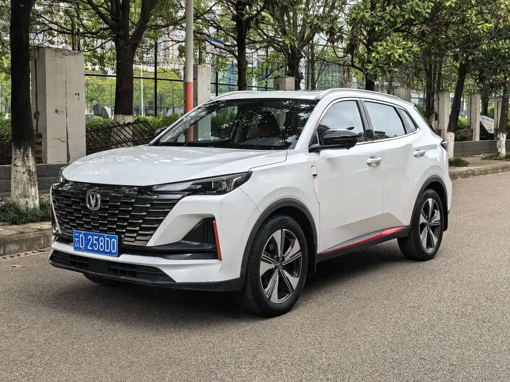 Changan CS55PLUS 2022 — фото 1