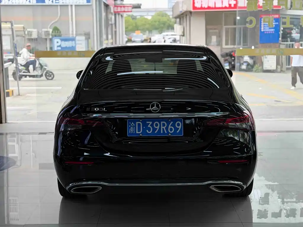 Mercedes-Benz E-Class 2021