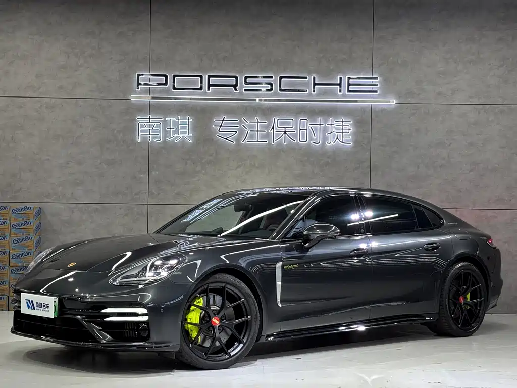Porsche Panamera New Energy 2022 — фото 1