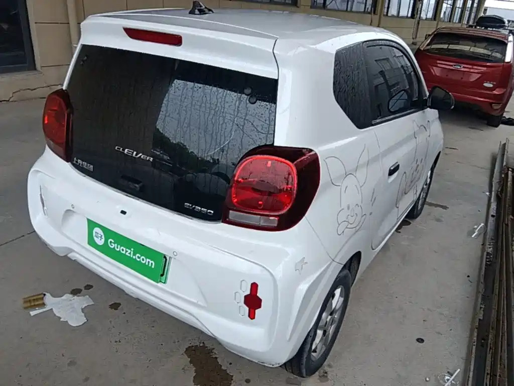Roewe Clever 2023