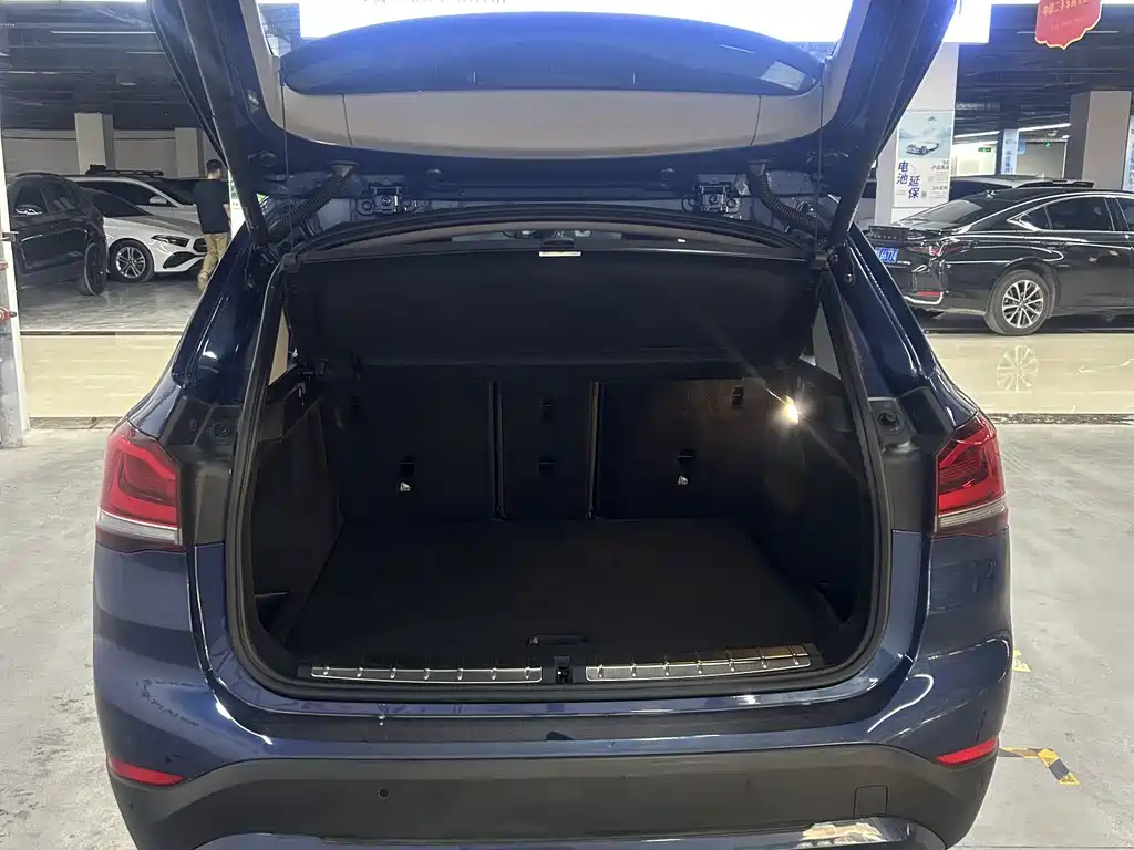 BMW X1 2022 — фото 9