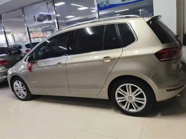 Volkswagen Golf Jialu 2016