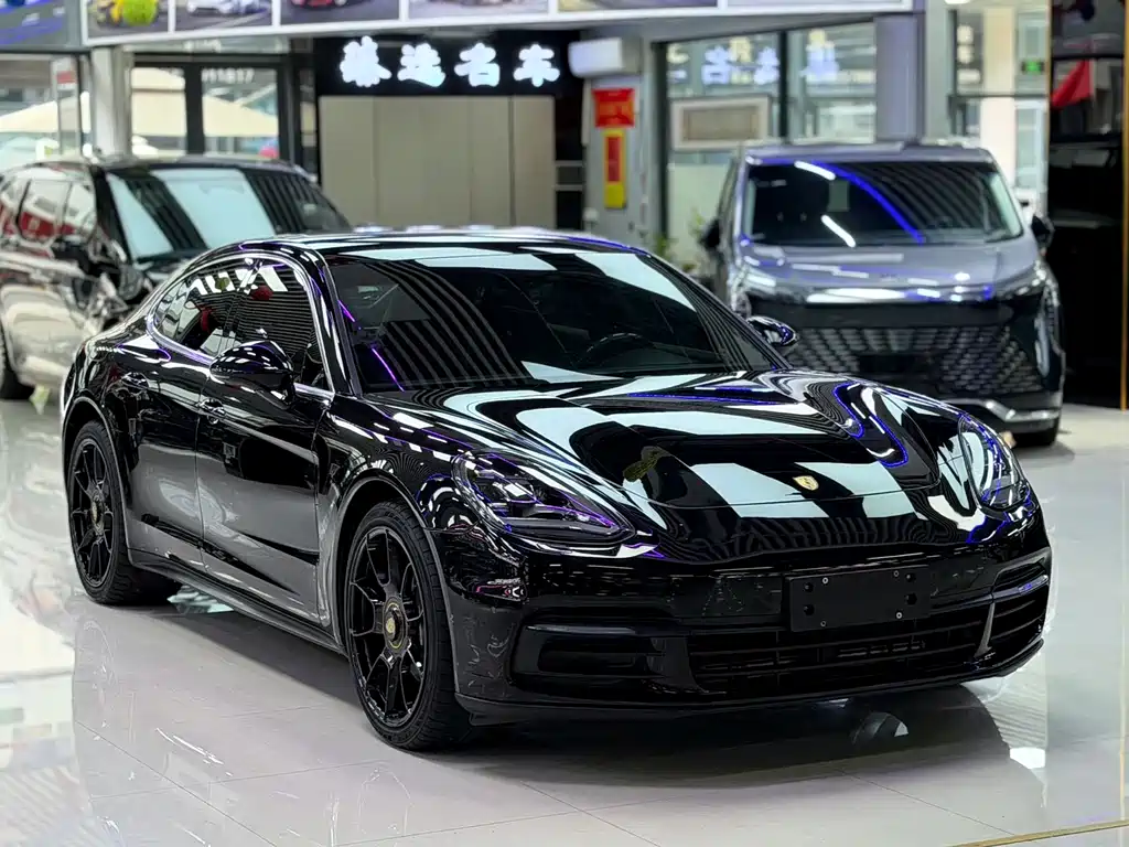 Porsche Panamera 2018 — фото 3