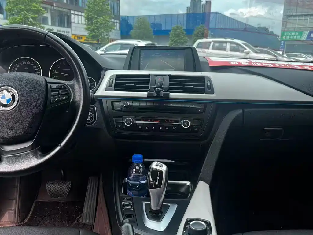 BMW 3 Series 2015