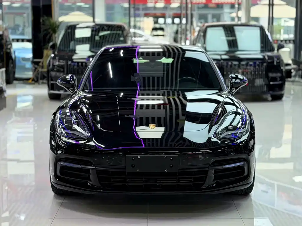 Porsche Panamera 2018 — фото 2