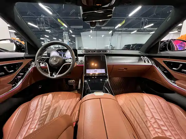 Mercedes-Benz S-Class 2021