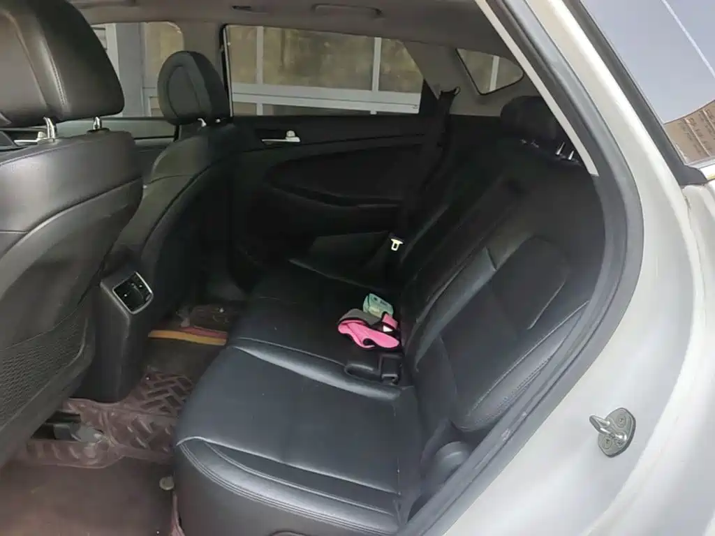 Hyundai Tucson 2015 — фото 22