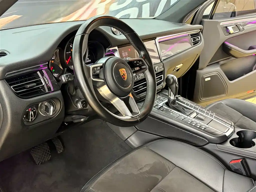 Porsche Macan 2021 — фото 12
