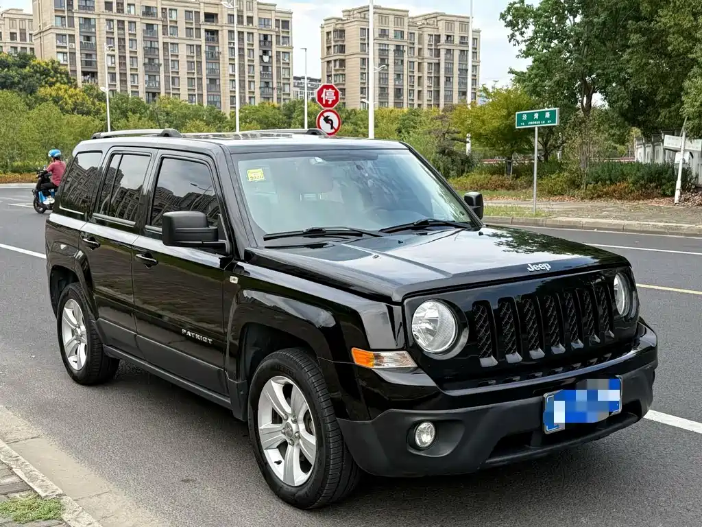 Jeep Patriot 2014 — фото 6