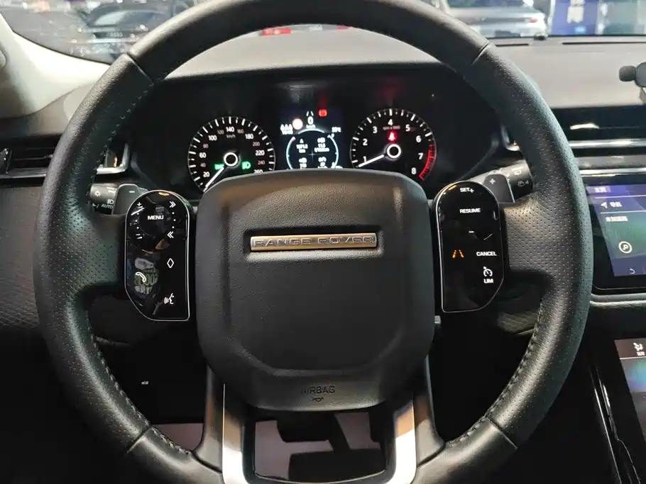Land Rover Range Rover Velar 2021 — фото 15