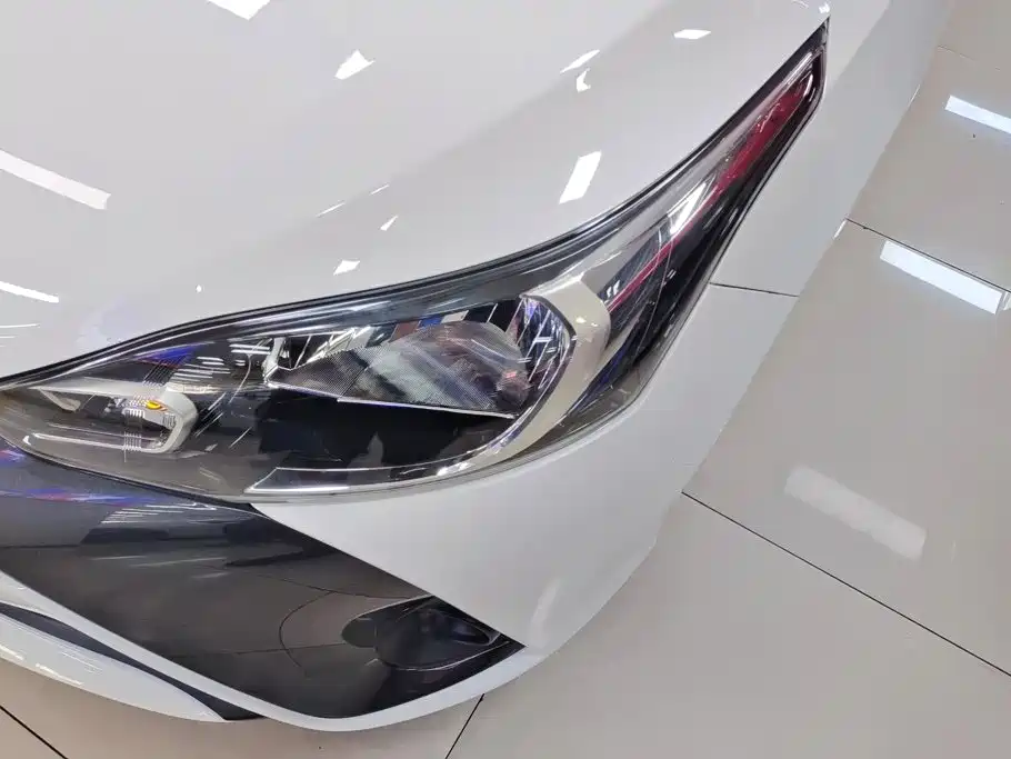 Toyota Yaris L 2020