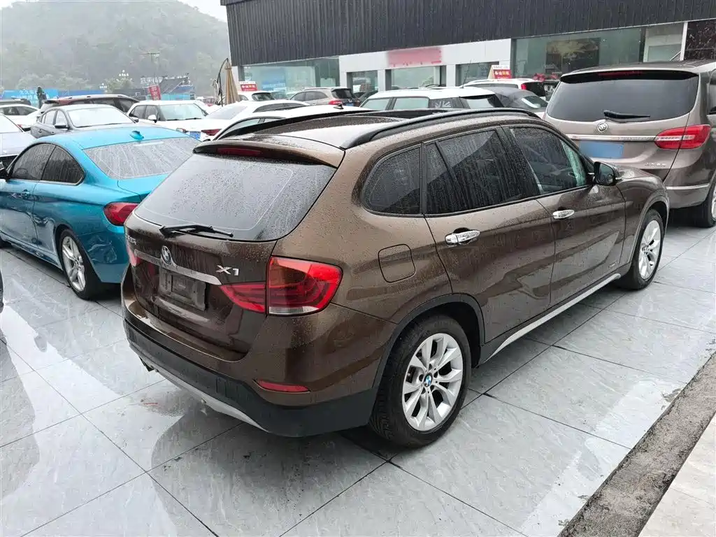 BMW X1 2014 — фото 5