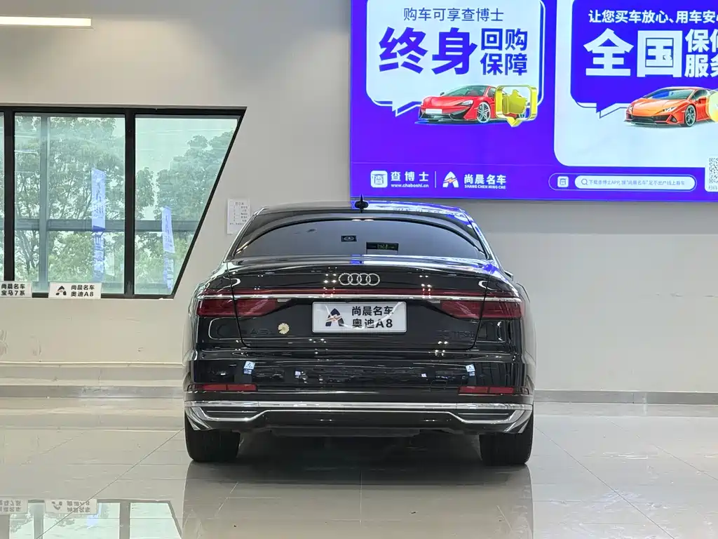 Audi A8 2020 — фото 16