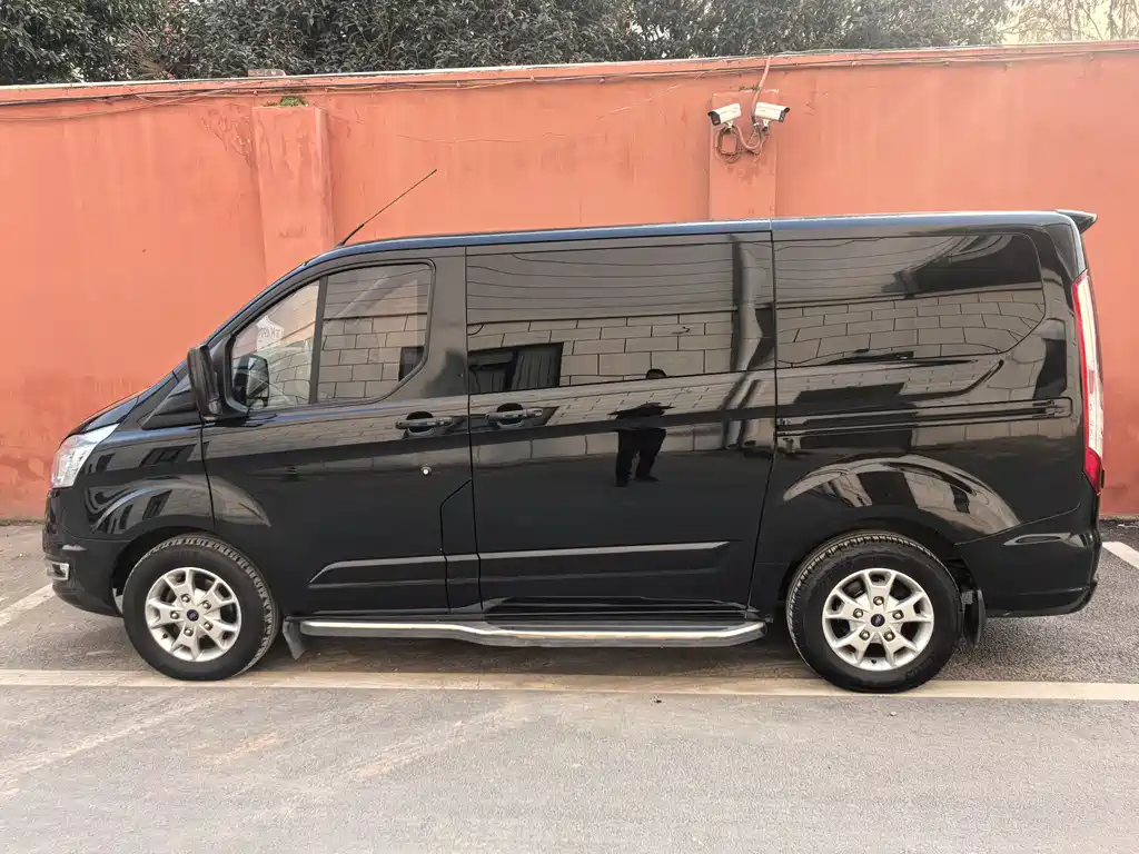 Ford Tourneo 2020 — фото 3