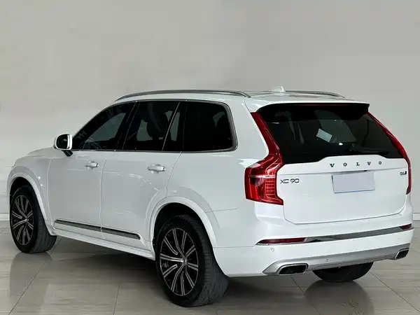 Volvo XC90 2021