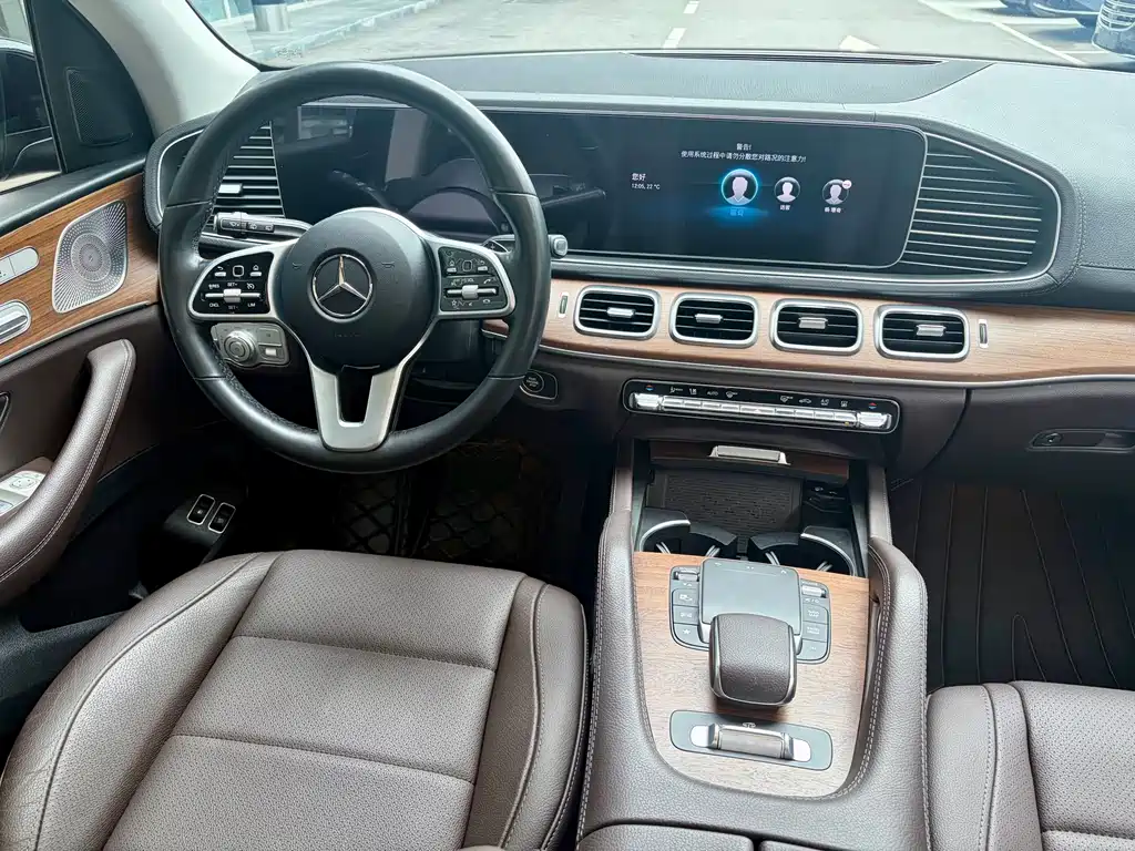 Mercedes-Benz GLE New Energy 2021 — фото 22