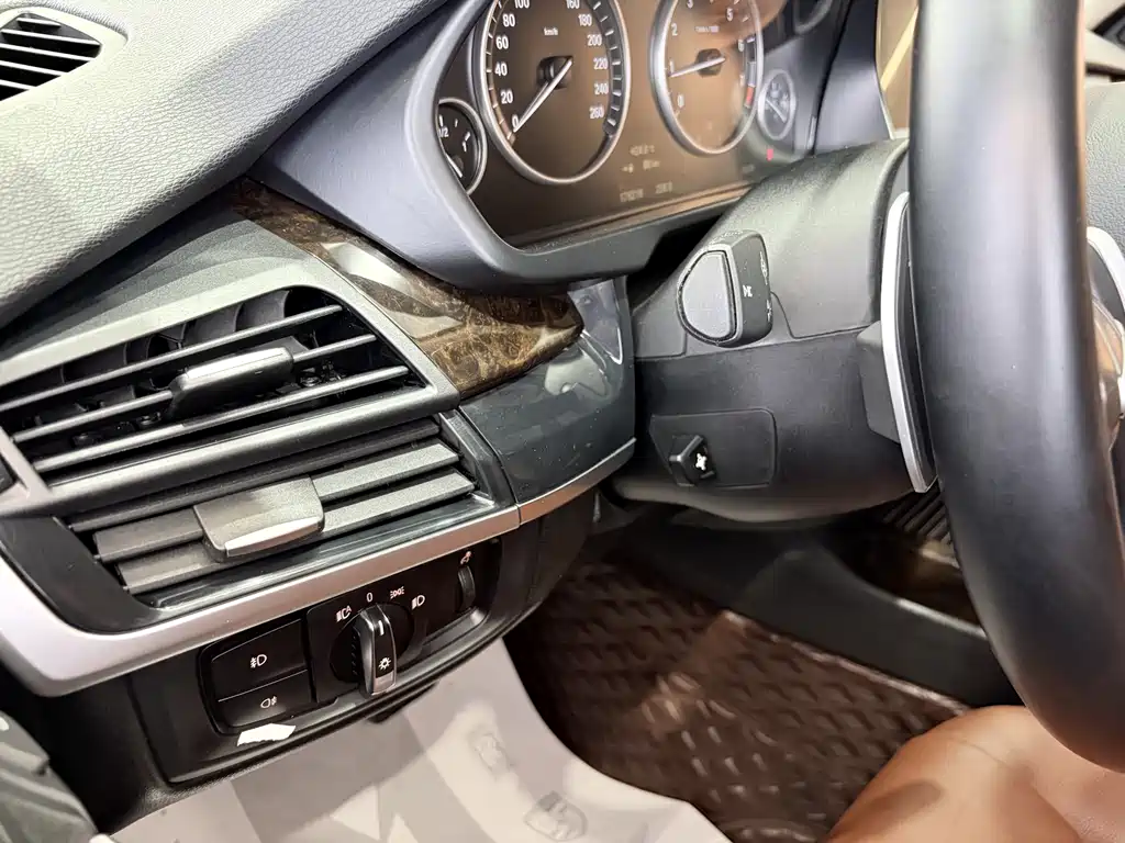 BMW X5 2015 — фото 10