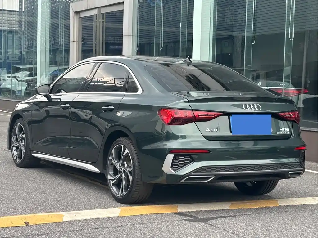 Audi A3 2022 — фото 11