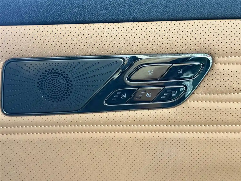 Geely Galaxy Starshine 8 2025 — фото 22