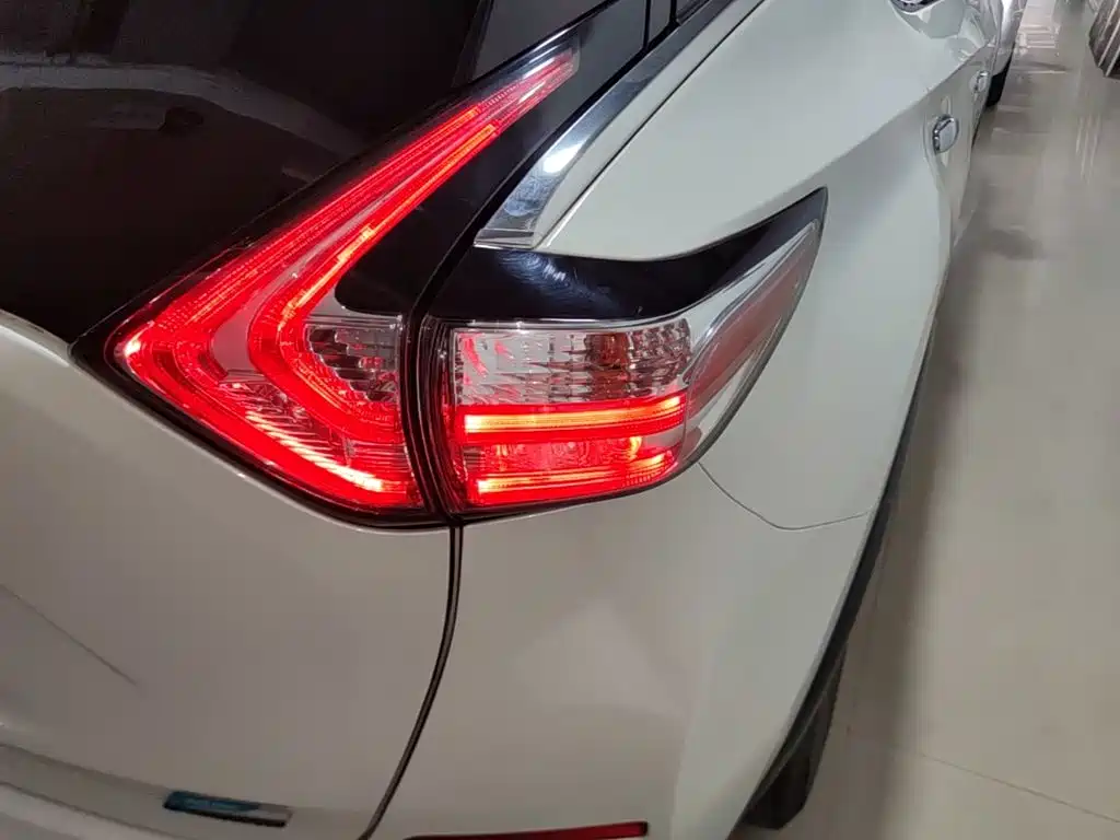 Nissan Murano 2019 — фото 24