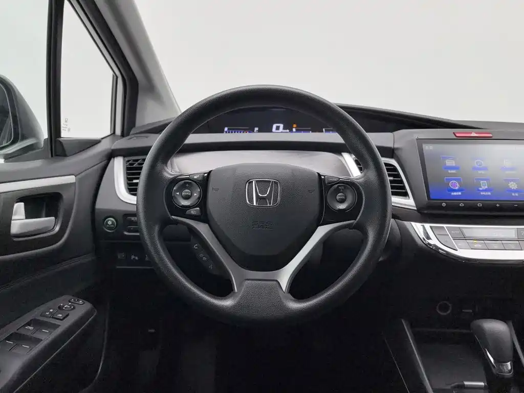 Honda Jade 2016 — фото 11