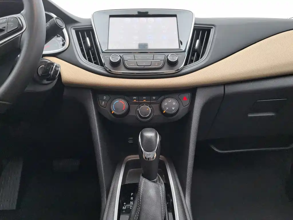 Chevrolet Monza 2021 — фото 12