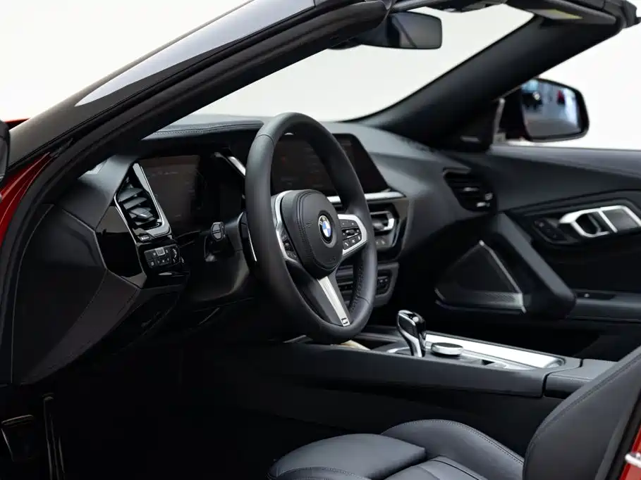 BMW Z4 2022 — фото 10