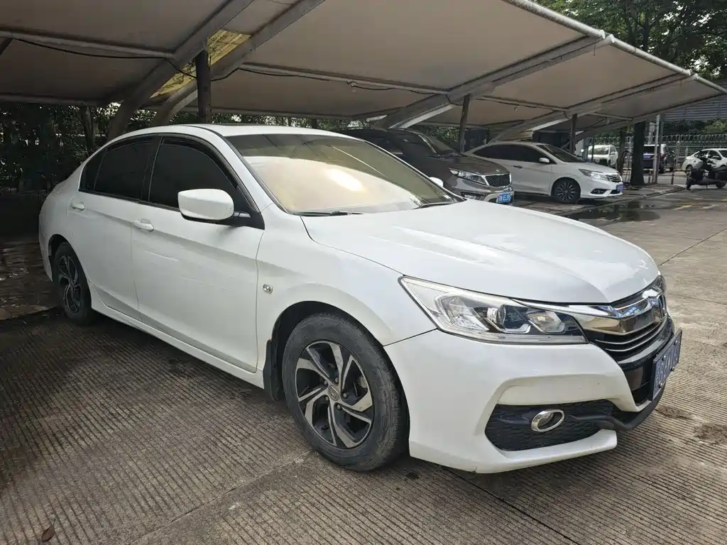 Honda Accord 2017 — фото 3