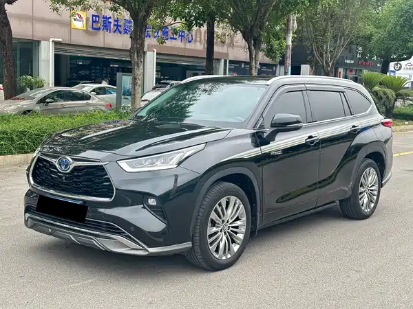 Toyota Highlander 2022
