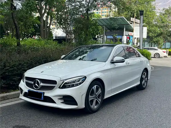 Mercedes-Benz C-Class 2021