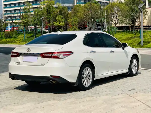 Toyota Camry 2022