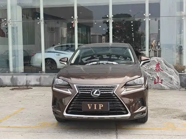 Lexus NX 2018