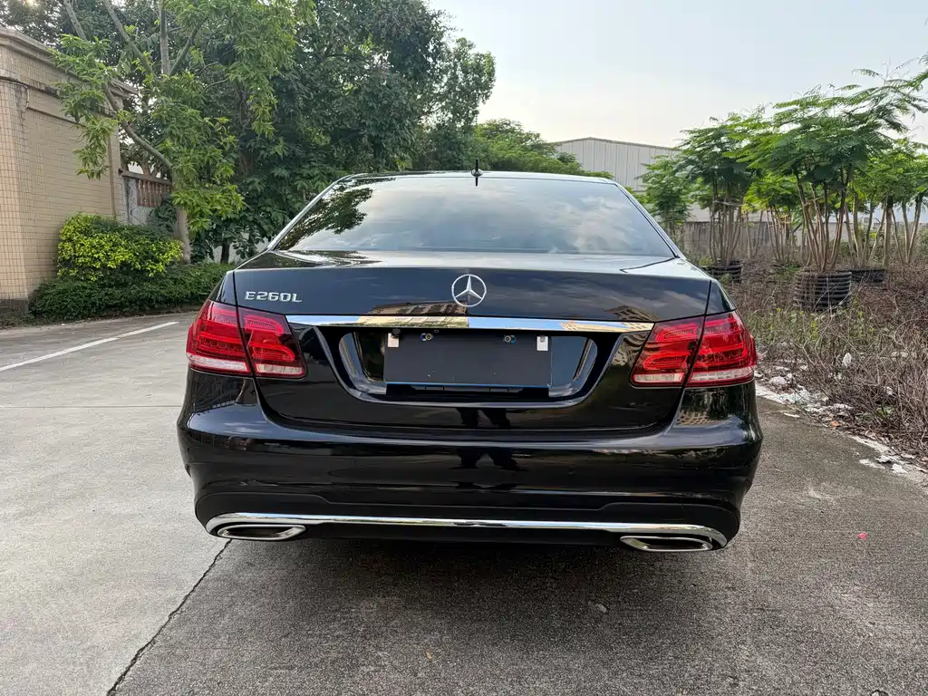 Mercedes-Benz E-Class 2015