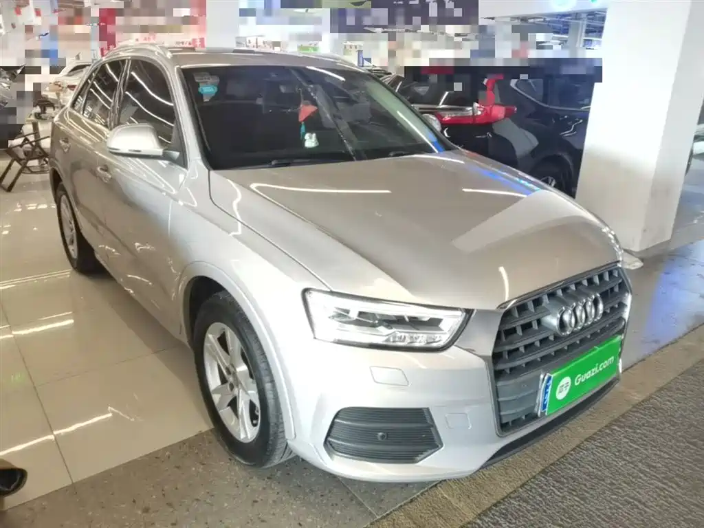 Audi Q3 2018 — фото 22