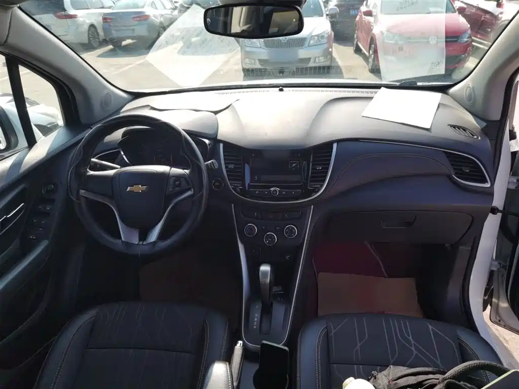 Chevrolet Trax 2018 — фото 12