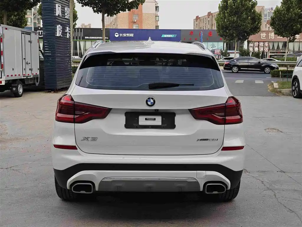BMW X3 2021