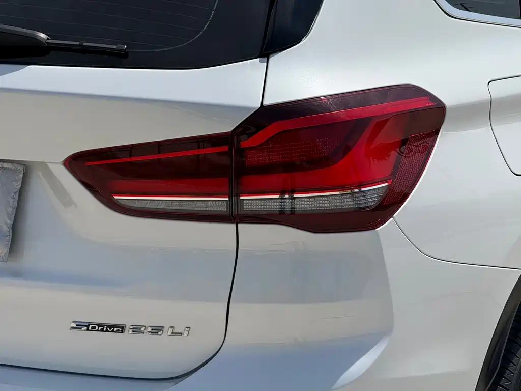BMW X1 2023 — фото 14