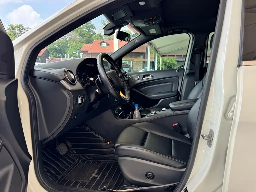 Mercedes-Benz B-Class 2018
