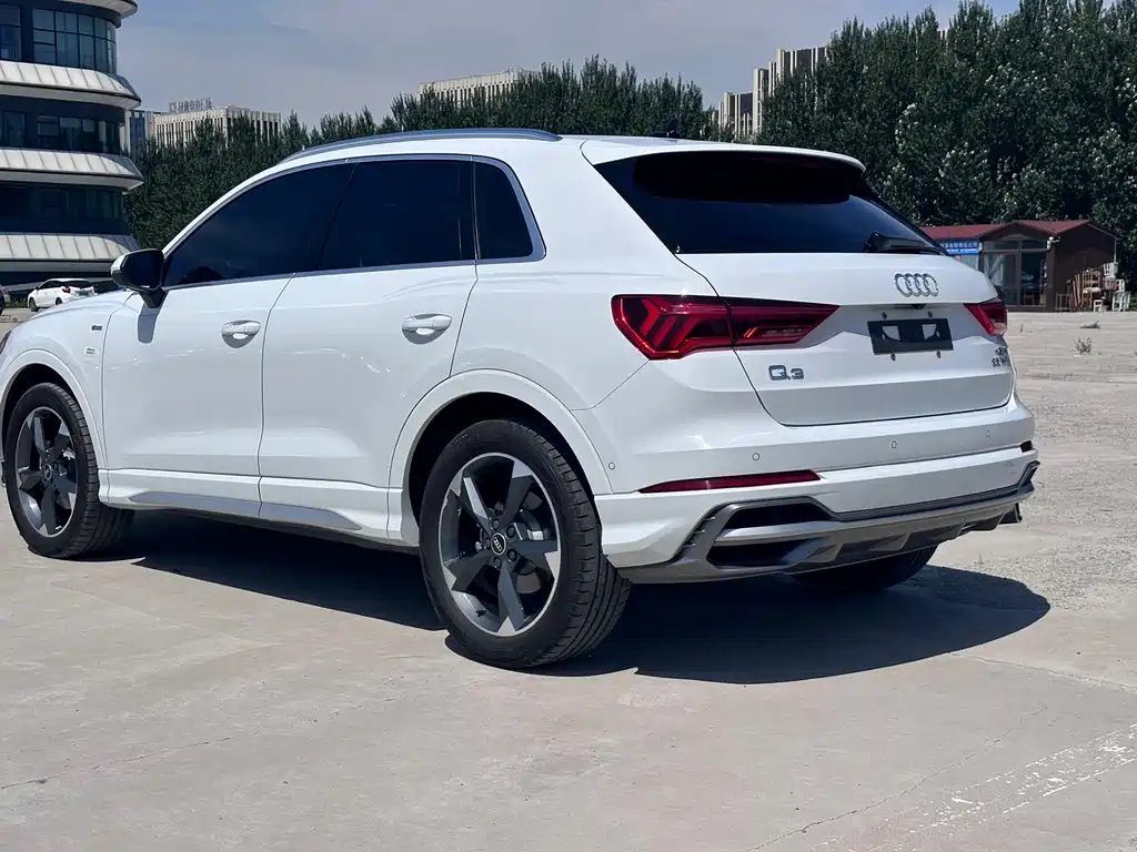 Audi Q3 2022