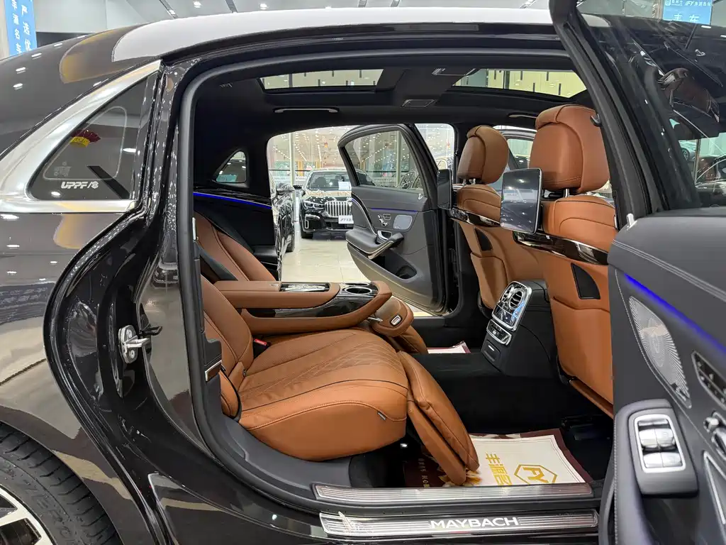 Mercedes-Benz Maybach S-Class 2020 — фото 10