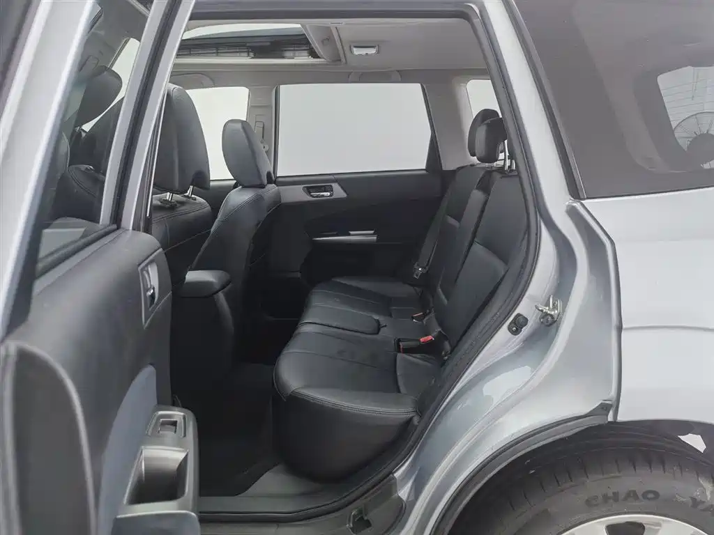 Subaru Forester 2012 — фото 15