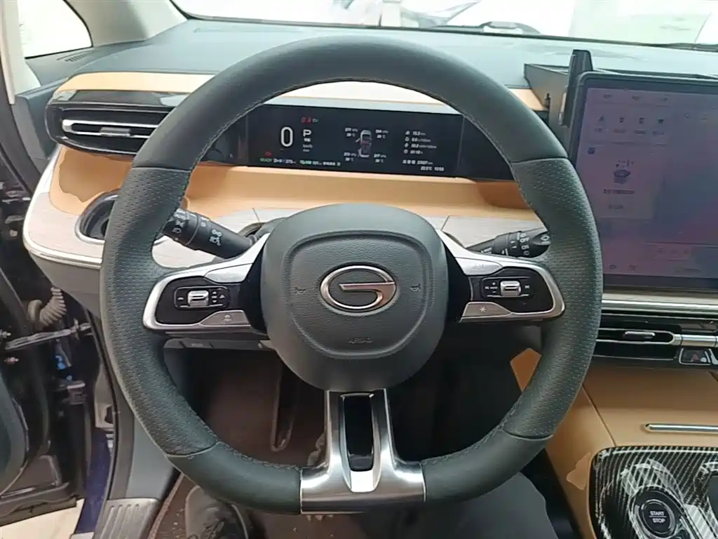 GAC Motor E8 Hybrid 2024 — фото 11