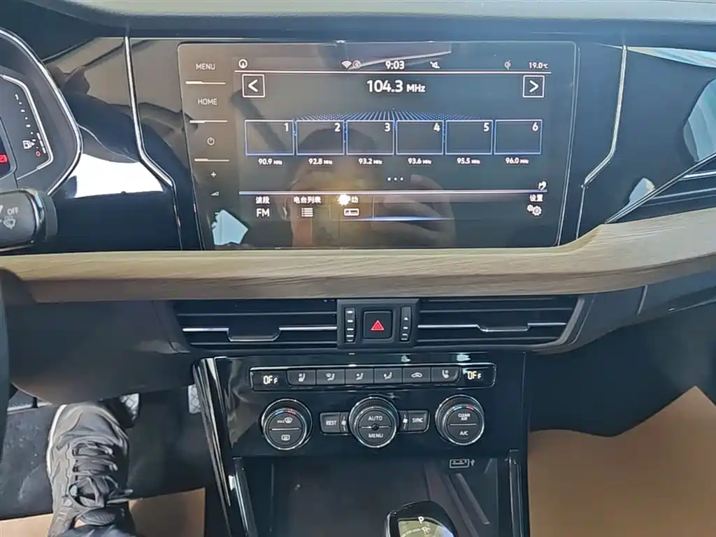 Volkswagen Passat 2019 — фото 13