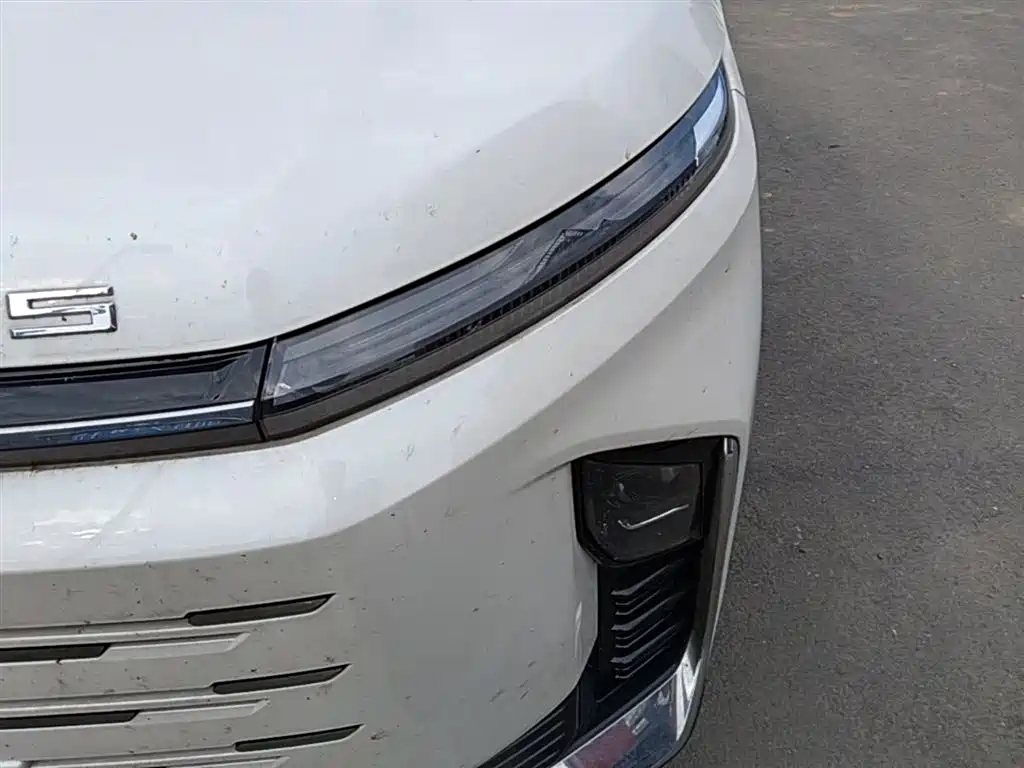 Maxus G50 PHEV 2025 — фото 24